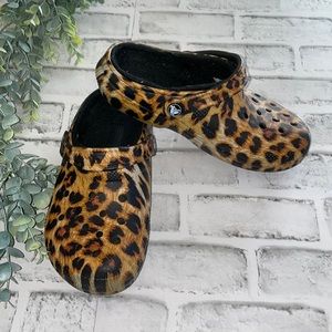Crocs Unisex Leopard Classic Lined